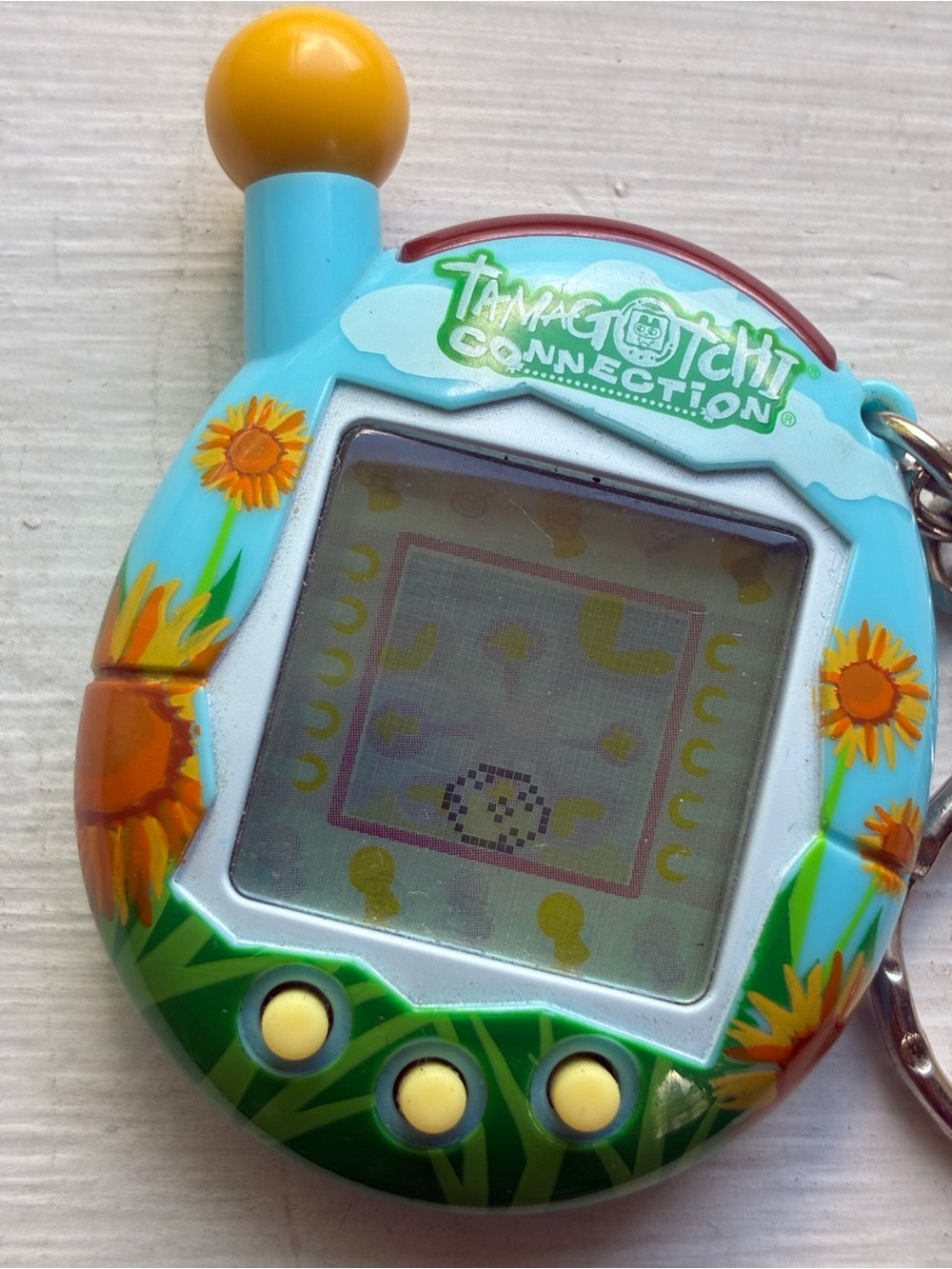 Tamagotchi Connection 2004 blue Sunflowers 🌻 - Picture 3 of 6
